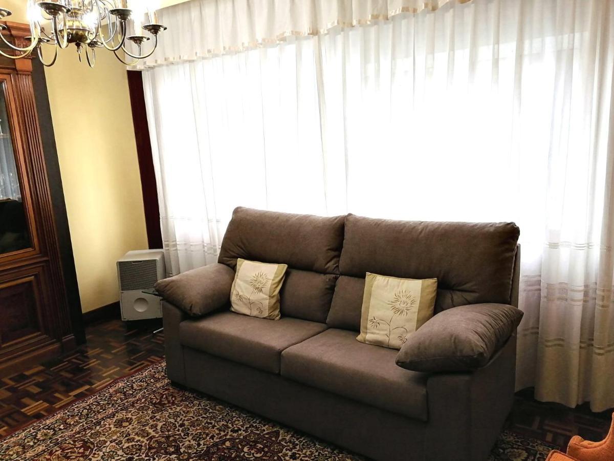 Piso En Pleno Centro De Mino Derecha Apartamento Exterior foto