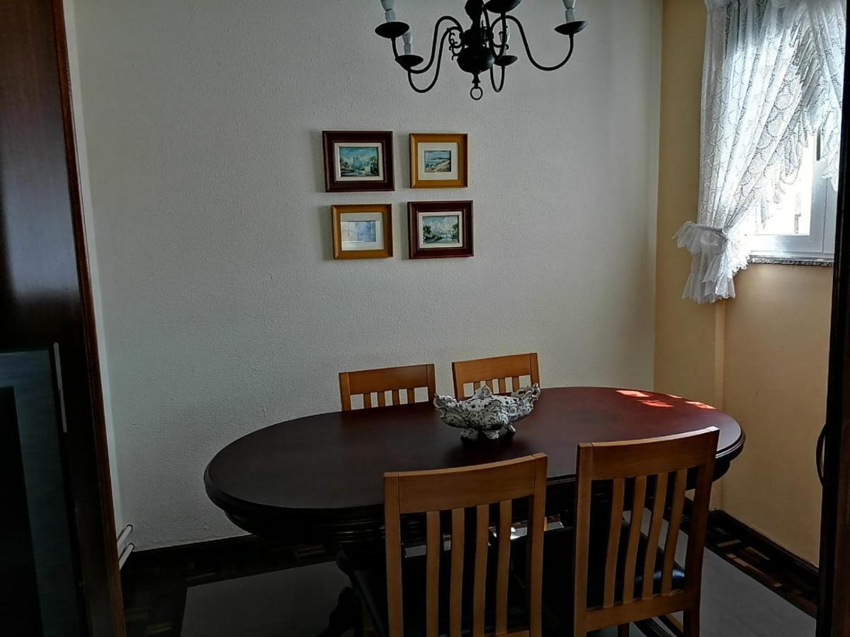 Piso En Pleno Centro De Mino Derecha Apartamento Exterior foto